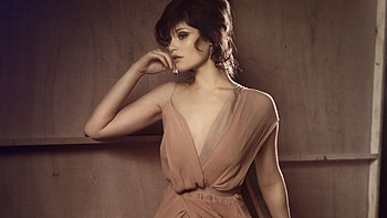 Pretty actress, Brunette Gemma Arterton HD wallpaper