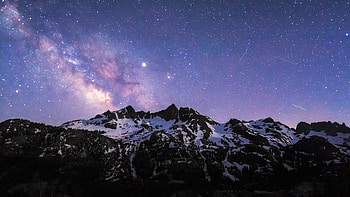 A night under the stars in the Ansel Adams Wilderness, California, landscape, milky way, mountains, usa HD wallpaper
