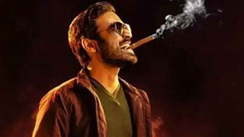 Dhanush, Yogi Babu, Indhuja Ravichandran Naane Varuven HD wallpaper