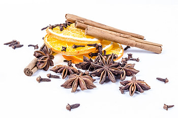 Brown star anise, Earthy spice, Culinary ingredient, Asian flavor HD wallpaper