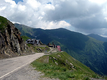 Romania - Transfagarasean route, romania, mountains, route, transfagarasean HD wallpaper
