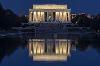 Night view, Lincoln Memorial HD wallpaper