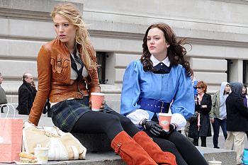 Gossip Girl, Edgy storyline, Scandalous secrets, Rolling Stone feature HD wallpaper