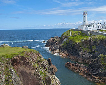 Lighthouse at Sea Coast, sea, lighthouse, waves, coast, nature HD wallpaper