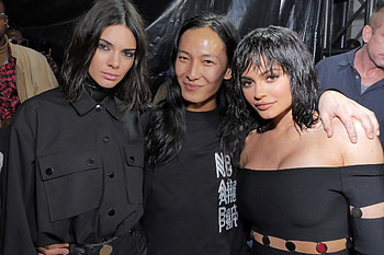 Alexander Wang, Celebrity attendance, Fashion front row, WWD magazine HD wallpaper