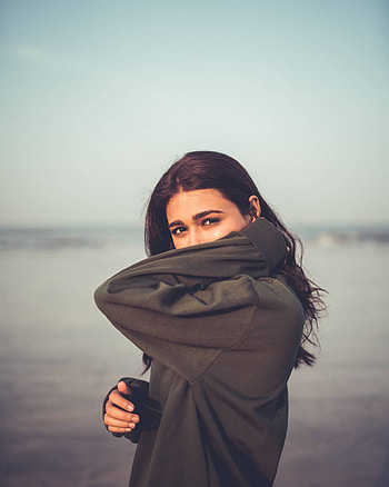 Shalini pandey, cloud, sky HD phone wallpaper