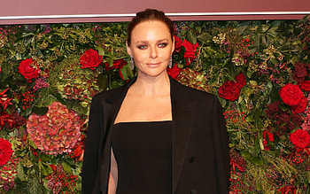Stella McCartney, Beatles influence, Fashion evolution, McCartney's vision HD wallpaper
