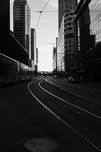 Road, Cities, Auto, City, Building, Bw, Chb HD phone wallpaper