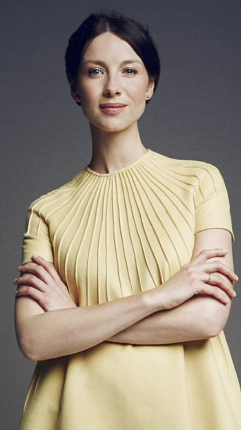 Caitriona Balfe, Celebrity charm, Stunning hoots, Captivating visuals HD phone wallpaper