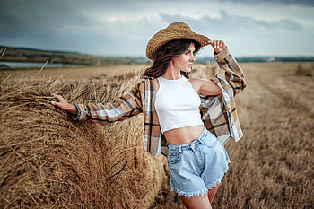Cowgirl Outstanding in her Field, shorts, field, brunette, cowgirl, hay, hat HD wallpaper