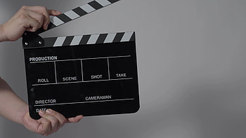 Movie slate empty, Clapperboard hitting close, Hand holding, Empty film HD wallpaper