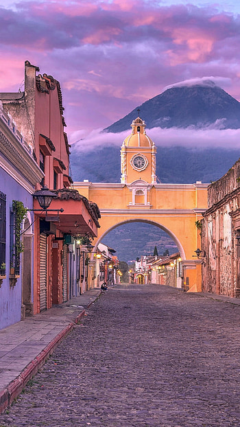 The Santa Catalina Arch, Arco de Santa Catalina, Antigua Guatemala, Windows 10 spotlight HD phone wallpaper