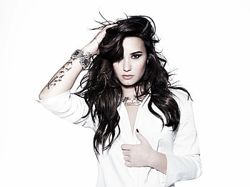 Demi Lovato, Ultra , Stunning , Celestial beauty HD wallpaper