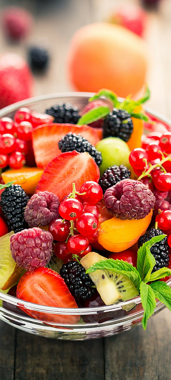 Berries and kiwi, Fruits HD phone wallpaper