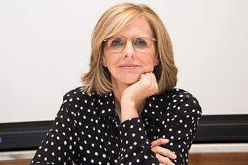 Nancy Meyers, Fans talking, Movies kitchens, Hollywood industry HD wallpaper