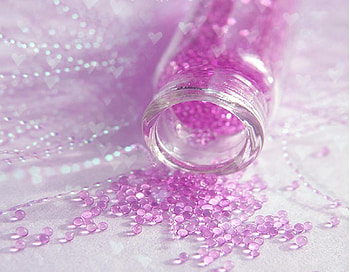 love potion, pink, crystal, beads, glass, small HD wallpaper