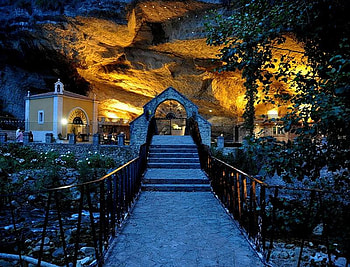 Night Time Prayers, river, archway, beautiful, church, rocks, gates, pretty, lights, bridge, trees HD wallpaper