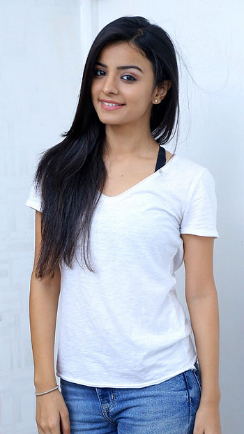 Mahima Makwana, telugu actress, model HD phone wallpaper