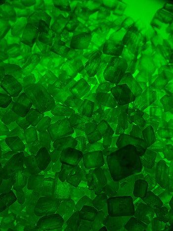 Stones, Miscellanea, Miscellaneous, Rays, Beams, Crystals HD phone wallpaper