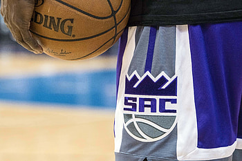 Sacramento Kings, Coaching candidates evaluation, Future coach selection, NBA coaching search HD wallpaper