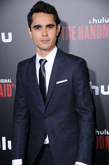 Max Minghella, P in max minghella, Actor HD phone wallpaper