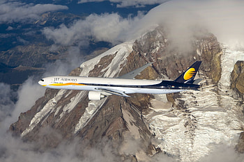 Jet Airways, Indian private airline, Flight suspension, Business decision HD wallpaper