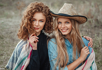 Beauties, hat, cowgirl, model, evgeny freier, smile, couple, girl, woman HD wallpaper