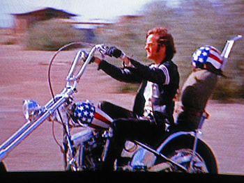 Peter Fonda riding Capt. America, motorcycle, women, road, men HD wallpaper