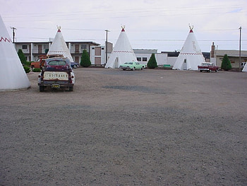 Mid 1950's again (3 0f 3), monument, motel, fun, historic HD wallpaper