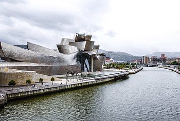 Guggenheim, Pintxos, NZZ, Cultural exploration HD wallpaper