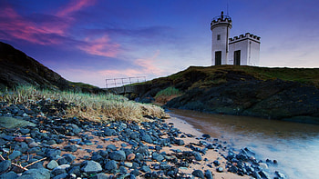 creek by a lovely lighthouse in scotland, lighthouse, creek, hills, bridge, sky, stones HD wallpaper