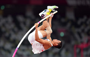 EJ Obiena, Pole Vaulting HD wallpaper