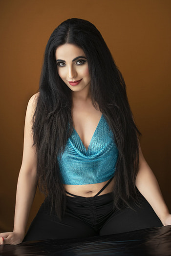Anupama solanki, face, joint HD phone wallpaper