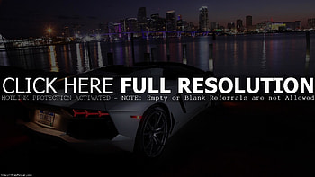 LAMBORGHINI AVENTADOR LP 700 4 ROADSTER CITY BEACH NIGHT HD wallpaper