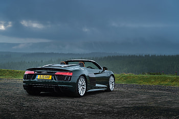Audi R8 Spyder V10 Plus Rear 2017, audi-r8-spyder-v10-plus, audi-r8, audi, 2017-cars, cars HD wallpaper