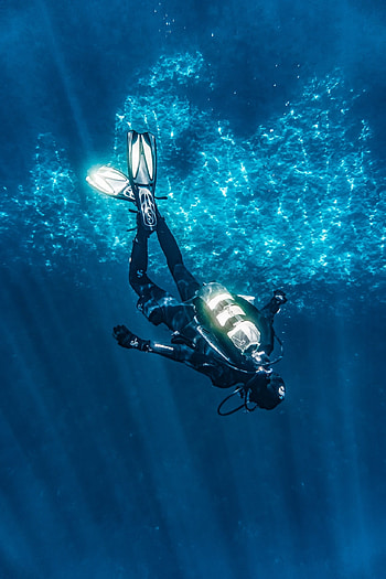 Love for scuba diving, Eugene Bernshtam, Passion for underwater adventure, Scuba diving community HD phone wallpaper