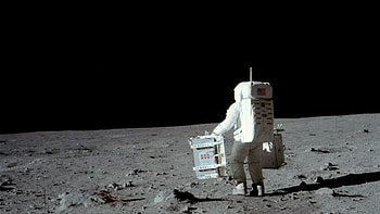 Apollo 11, Buzz Aldrin carrying experiments, Saturn V rocket, High-quality HD wallpaper