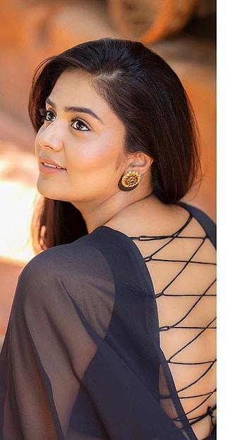 Sreemukhi, telugu actress, model HD phone wallpaper