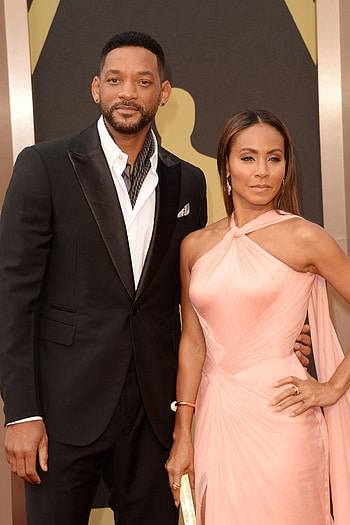 Open relationship, Celebrity couples, Non-monogamy, Unconventional loyalty HD phone wallpaper