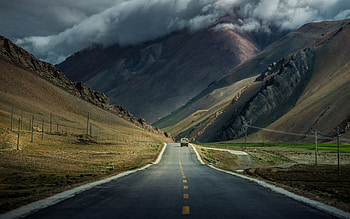 Country Road, road, beautiful, amazing, mountains HD wallpaper