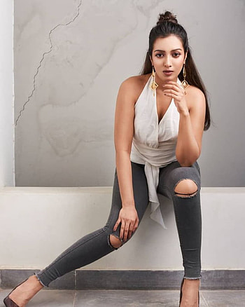 Caterina tresa, knee, flash graphy HD phone wallpaper