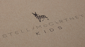 Stella McCartney Kids, Orchid, McCartney's designs, Playful fashion HD wallpaper