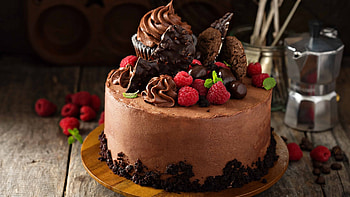 Chocolate raspberry cake, Ultra , Irresistible cocoa, Bursting with flavor HD wallpaper