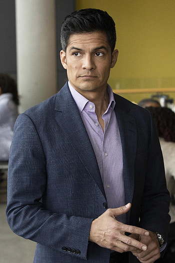 Nicholas Gonzalez, TV Shows, Grey's Anatomy, The Good Doctor HD phone wallpaper