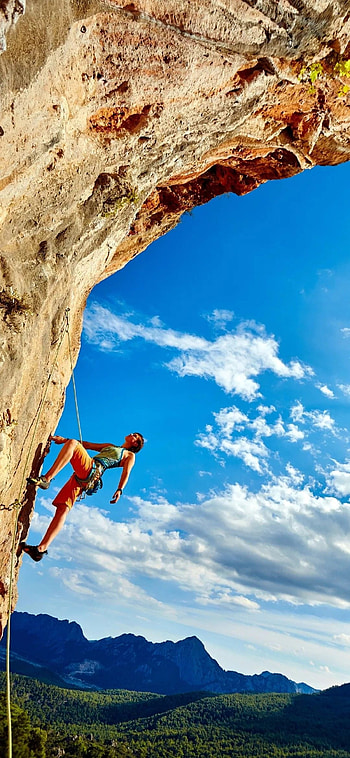 Proper belay stance, Rock Climbing HD phone wallpaper
