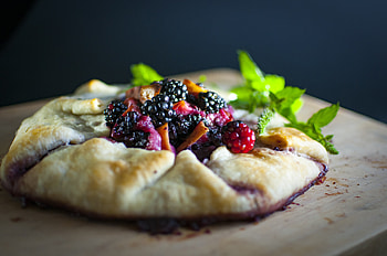 Food, Raspberry, Berries, Blackberry, Bakery Products, Baking, Biscuit HD wallpaper