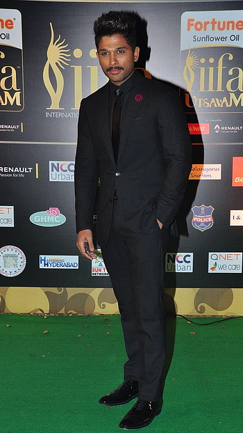 Allu Arjun Army, Award Function HD phone wallpaper