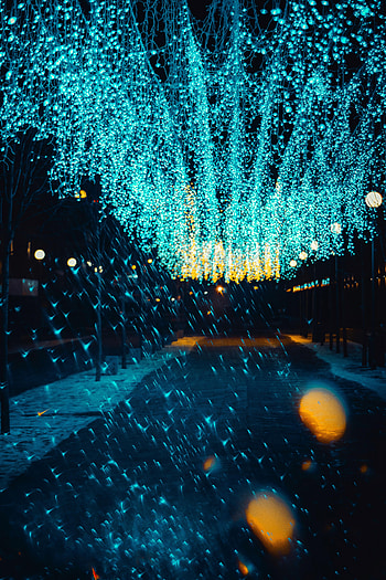 Holidays, Glare, Illumination, Decoration, Street, Bokeh, Boquet, Lighting, Illuminations HD phone wallpaper