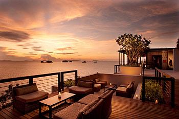 Stunning Sunset in Thailand across Ocean, island, tropical, sun set, indonesia, dusk, beach, lodge, sun, ocean, sunset, sea, Thailand, luxury, exotic, hotel, paradise, lagoon, retreat, apartment, asia, resort, evening HD wallpaper