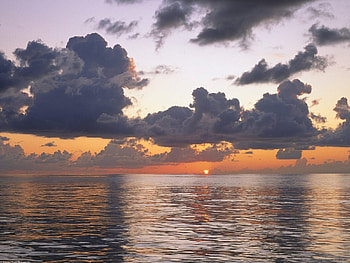 Over the sea, sea, sky, nature, cloud HD wallpaper